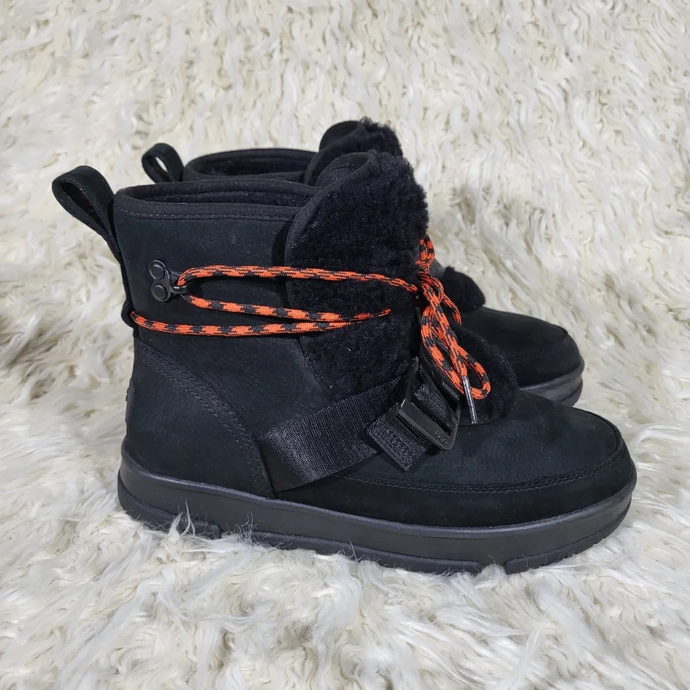 UGG Women's Classic Weather Hiker Boots Size 7 - Picture 3 of 10